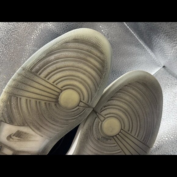 RARE 🚀 Sz‎ 11 Nike Air Jordan 1 Retro High City of Flight Black Gold 555088-031 - Picture 11 of 11